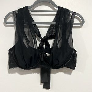 Cacique Sexy Plunge Bra Women Size 40C